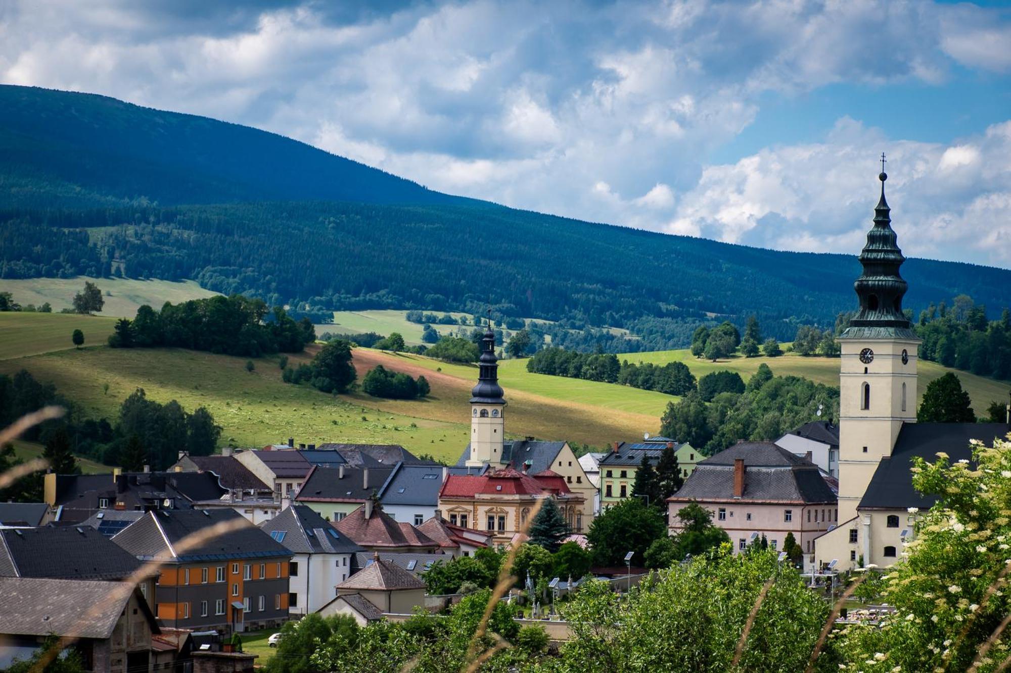 Penzion U Skoly Staré Město Exterior foto